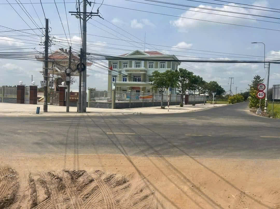 5x27 mặt tiền nhựa 6m nguyễn văn mỹ Bình Tịnh Tân Trụ Ngay CÔNG AN XÃ