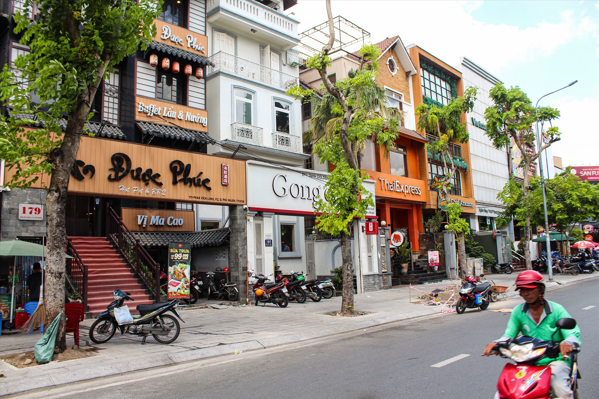 Bán Nhà Khu Ẩm Thực Phan Xích Long p3 Bình Thạnh DT 8x16m CN 131m Vuông Vức Giá Rẻ Lh 0938061333