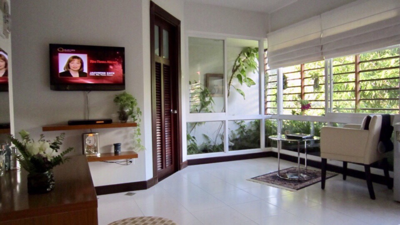 Bán Nhanh Biệt Thự Khan Hiếm Mặt Tiền ngay Nguyễn Hoàng, An Phú, Quận 2 DT 10x16m CN đủ 0938061333