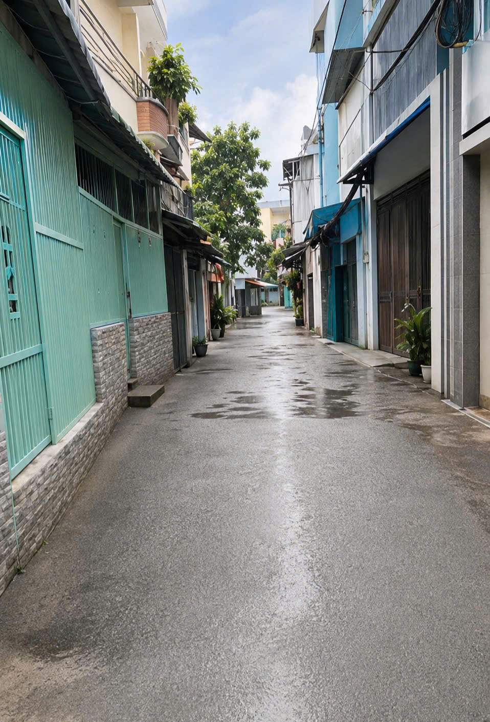 🏡 Nhà góc 2 mặt hẻm – Tân Sơn Nhì, Tân Phú

+ DT: 4,5 x 7,5m (DTCN 32m²) không lộ giới
