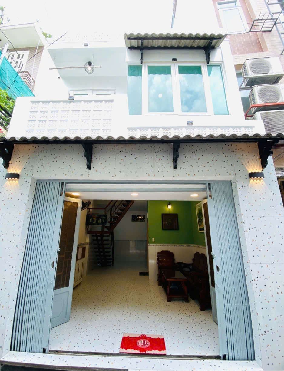 🏡 Nhà góc 2 mặt hẻm – Tân Sơn Nhì, Tân Phú

+ DT: 4,5 x 7,5m (DTCN 32m²) không lộ giới

