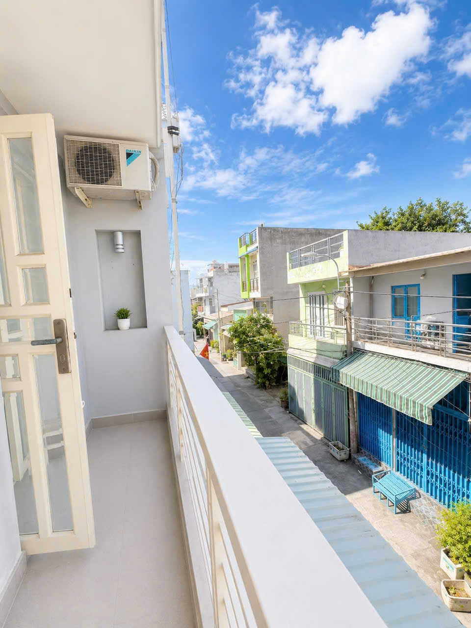 🏡 BÁN NHÀ HẺM XE HƠI 7M – TÂY LÂN, BÌNH TRỊ ĐÔNG A, BÌNH TÂN

+ Diện tích: 4 x 10m - 2 Tầng