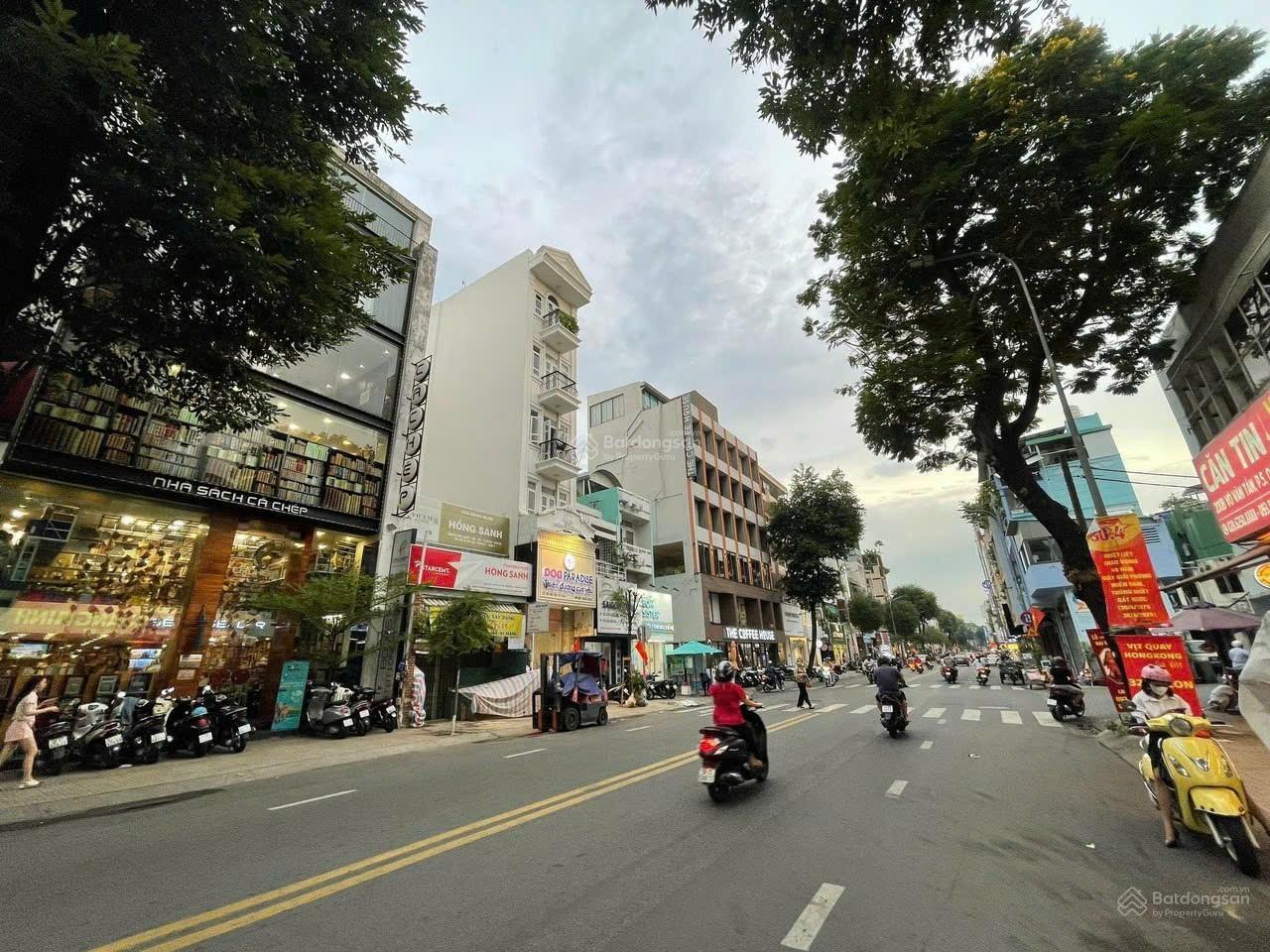 ☘️☘️Vip Quận1- Mặt Tiền Trần Hưng Đạo, Vị Trí Đắc Địa 69m-5Tầng 5PN Full Nội Thất 27.5Tỷ🔥🔥