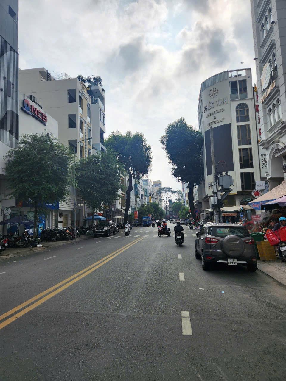 🏢 SIÊU ĐẸP GÓC 2 MẶT TIỀN NGUYỄN ĐÌNH CHIỂU, QUẬN 3, 6TẦNG CÓ THANG MÁY – CHỈ 26.5 TỶ! 🏢 SIÊU ĐẸP GÓC 2 MẶT TIỀN NGUYỄN ĐÌNH CHIỂU, QUẬN 3, 6TẦNG CÓ THANG MÁY – CHỈ 26.5 TỶ!