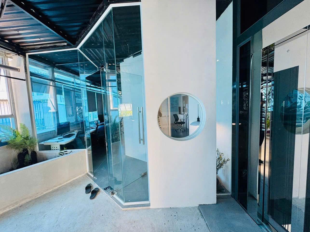 ☘️☘️Vip Quận1- Mặt Tiền Trần Hưng Đạo, Vị Trí Đắc Địa 69m-5Tầng 5PN Full Nội Thất 27.5Tỷ🔥🔥