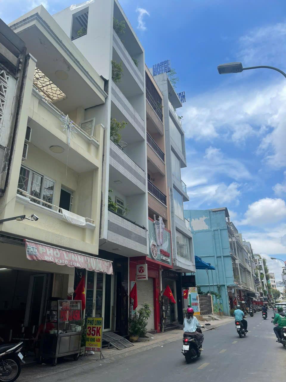 *BÁN GẤP GẤP. GIÁ TL RẤT TỐT-MẶT TIỀN AN ĐIỀM QUẬN 5 dt 4,6m X 17m – Gồm 4 Tầng có kết cấu