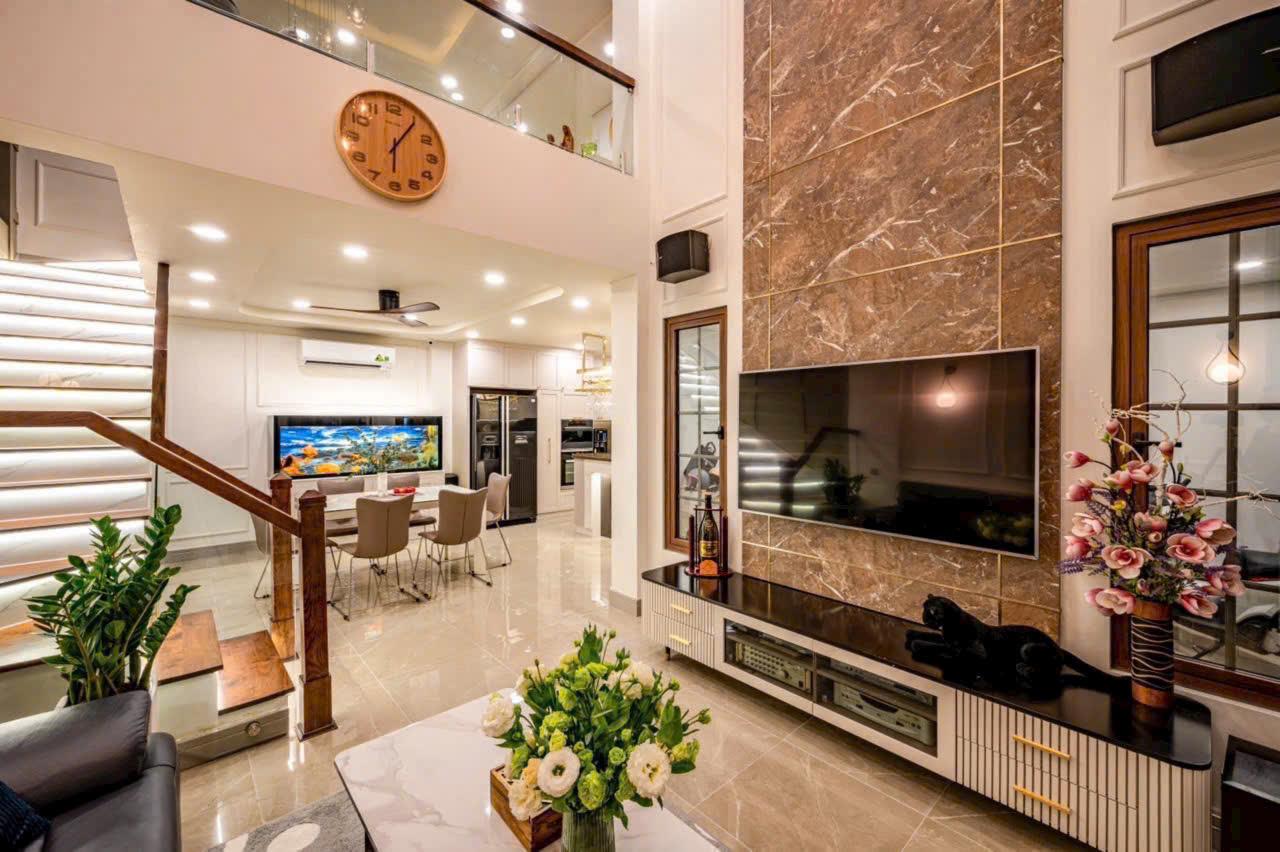 🔥VIP QUẬN 5- Duy Nhất Chỉ 1 căn Villa đẹp tuyệt vào ở liền, ngang 8m  Chỉ 18 Tỷ Còn TL