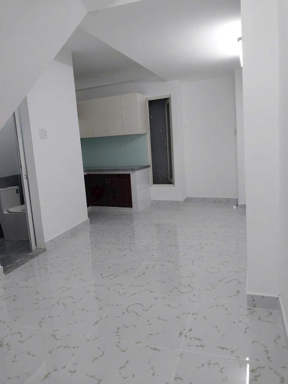 *** 🔥 BÁN NHÀ HẺM 5M NGANG 3.9M -4TẦNG -4 PN MỚI ĐẸP VÀO Ở NGAY KHU VIP NGUYỄN TRÃI Q5 *** 🔥 BÁN NHÀ HẺM 5M NGANG 3.9M -4TẦNG -4 PN MỚI ĐẸP VÀO Ở NGAY KHU VIP NGUYỄN TRÃI Q5