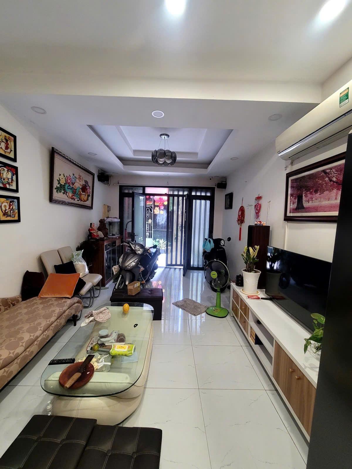 🌹HƠN 9TY- Nhà Hẻm XH Ngay CX Đô Thành QUẬN 3- 42m 4Tầng, MỚi Đẹp Vào Ở Luôn.