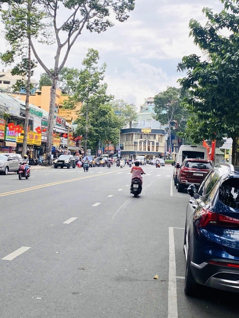 ☘️☘️Xíu 18Tỷ, MTKD Đa Ngành Nghề, Đoạn Sung Túc An Dương Vương Q5-
4 Tầng Nở Hậu Nhẹ
☘️☘️Xíu 18Tỷ, MTKD Đa Ngành Nghề, Đoạn Sung Túc An Dương Vương Q5-
4 Tầng Nở Hậu Nhẹ