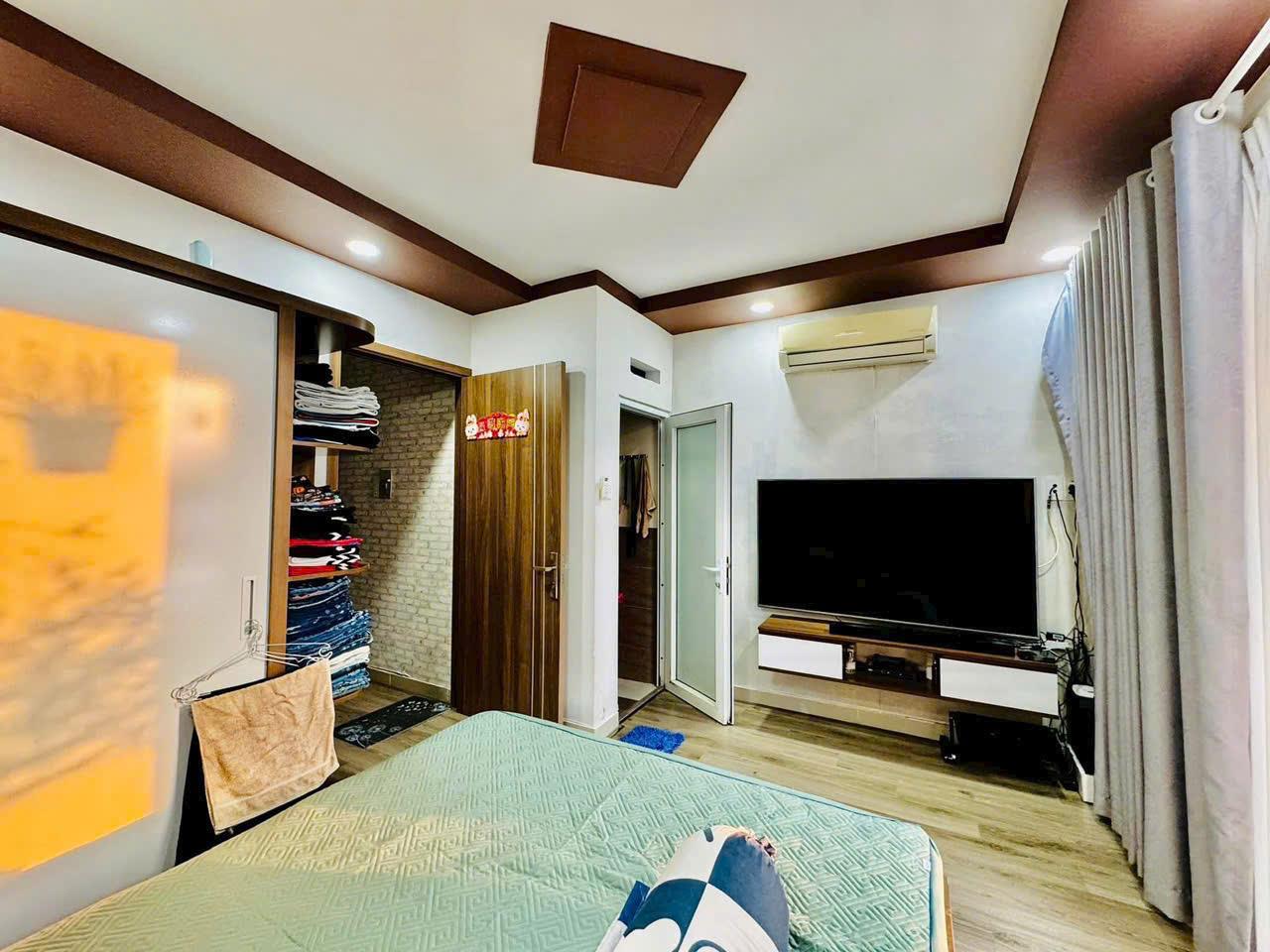 **Bán gấp căn nhà 5 tầng Thang máy đường Trần Tuấn KhảI - Bùi Hữu Nghĩa, chỉ 15.3 tỷ
