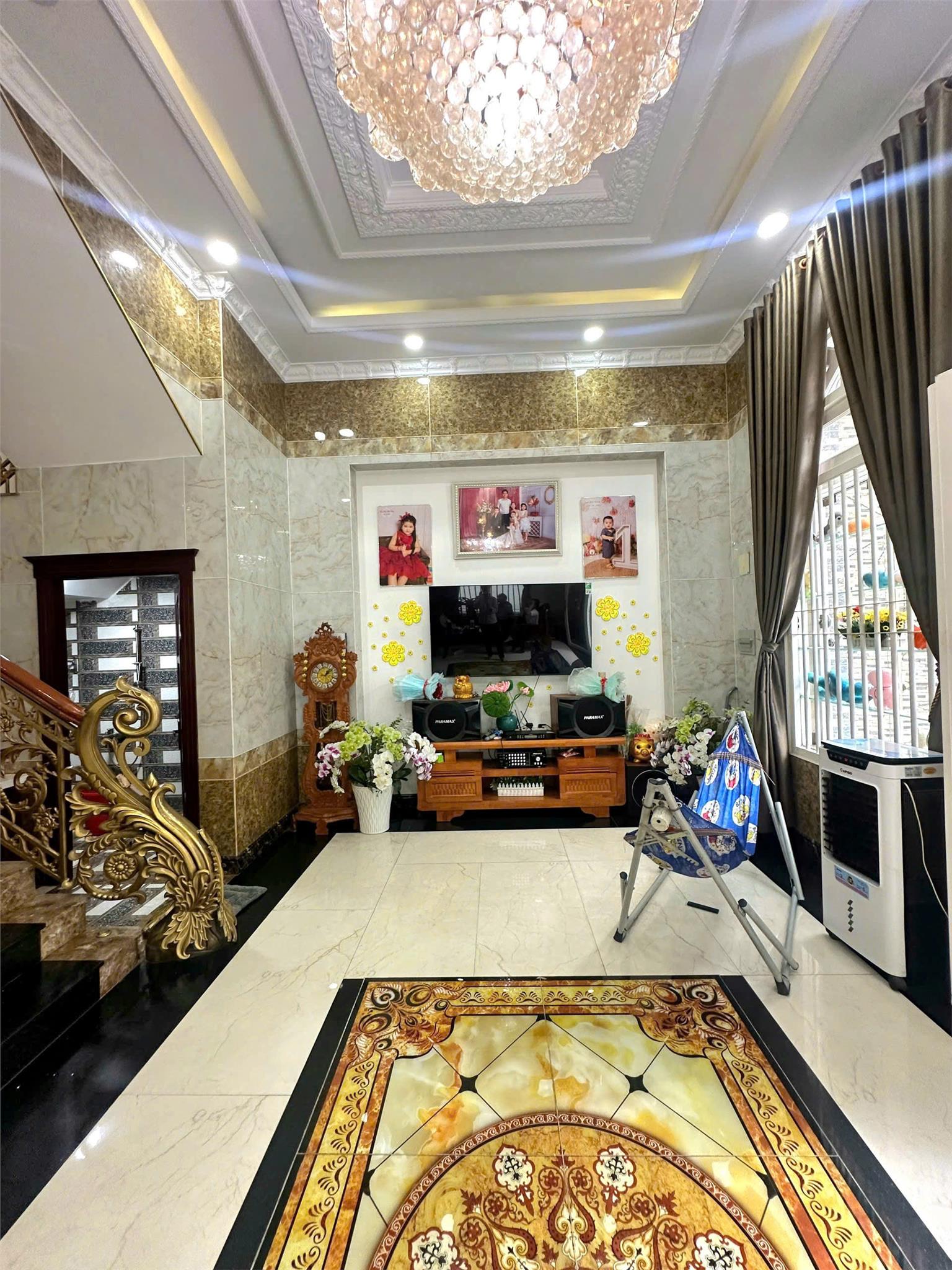 🚘🌳Xíu 13Tỷ-Biệt thự góc 2 mặt tiền  đường số 11 gần Aeon Tân Phú. Mới Đẹp Vào Ở Ngay👍