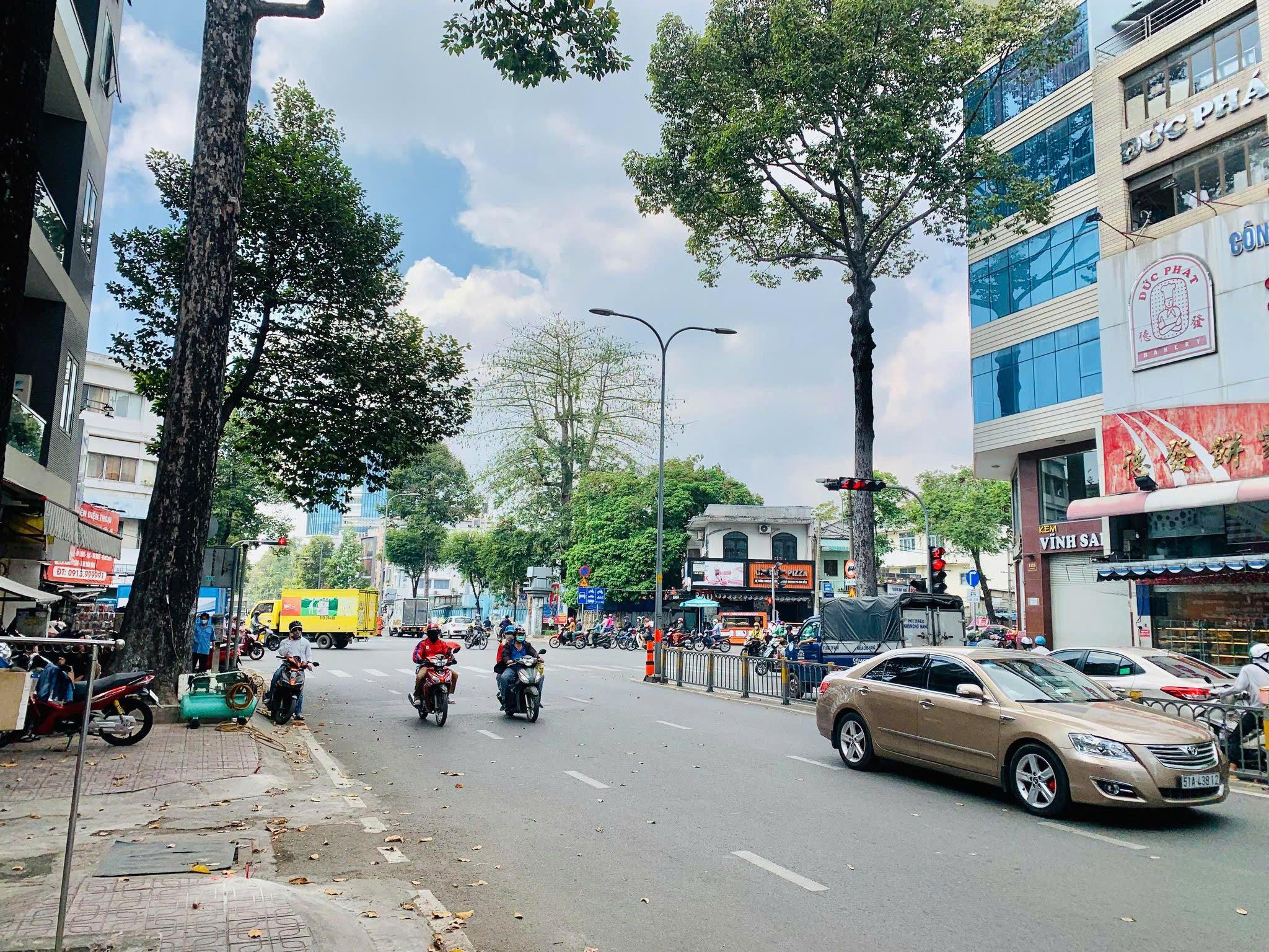 🏡 BÁN GẤP MẶT TIỀN KD SẦM UẤT BA THÁNG HAI Sát Ngã 5 Lê Đại Hành 5 Tầng , 8.6Tỷ