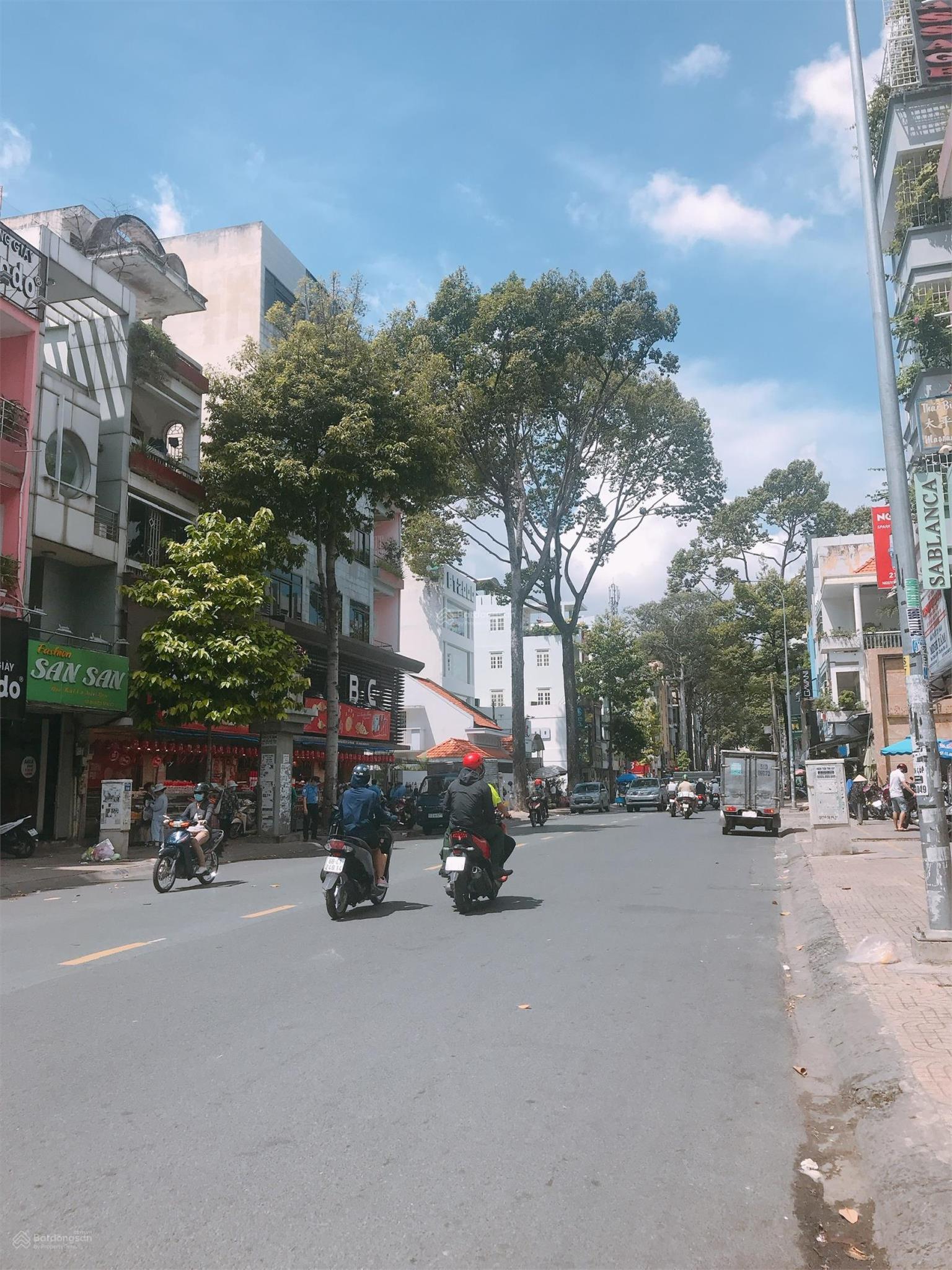 💥 🌈☘️ Bán Lô góc 2 MT Trịnh Hoài Đức - Nguyễn Thi (DT: 8.6x16m, 4 lầu) P.13 Q5_44.8Tỷ TL 💥 🌈☘️ Bán Lô góc 2 MT Trịnh Hoài Đức - Nguyễn Thi (DT: 8.6x16m, 4 lầu) P.13 Q5_44.8Tỷ TL