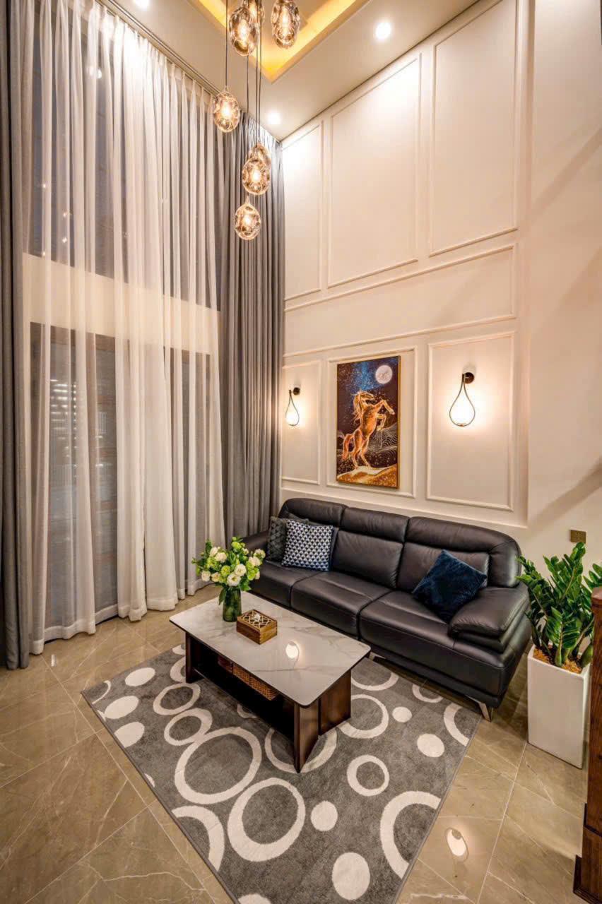 🔥VIP QUẬN 5- Duy Nhất Chỉ 1 căn Villa đẹp tuyệt vào ở liền, ngang 8m  Chỉ 18 Tỷ Còn TL