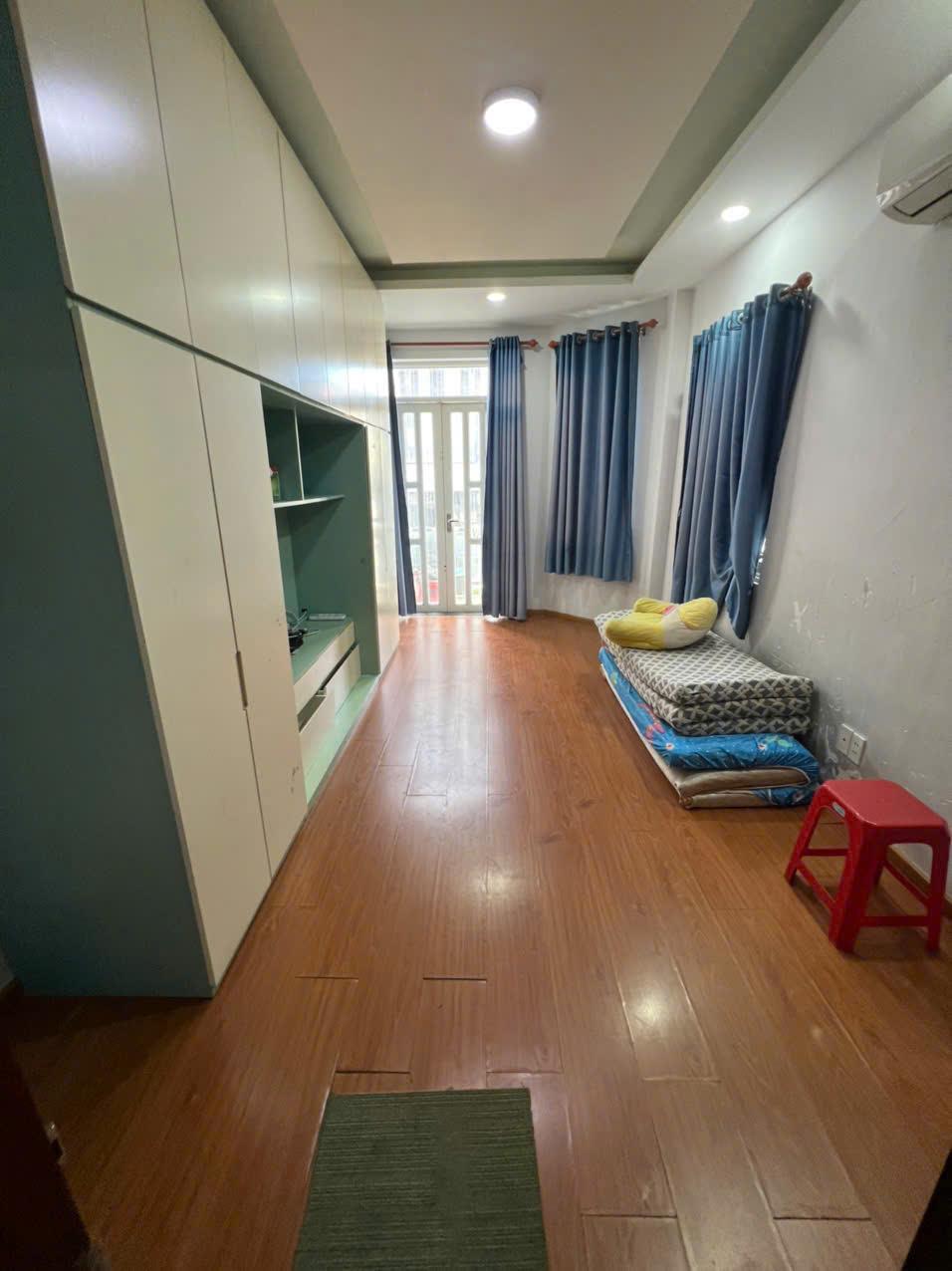 🌈 ‼️Bán Nhà Khu Vực Chợ Thiếc, Hẻm Ôtô 8m 5 Tầng Tạ Uyên_Q11,Dọn vào ở liền-Nhỉnh 5Tỷ