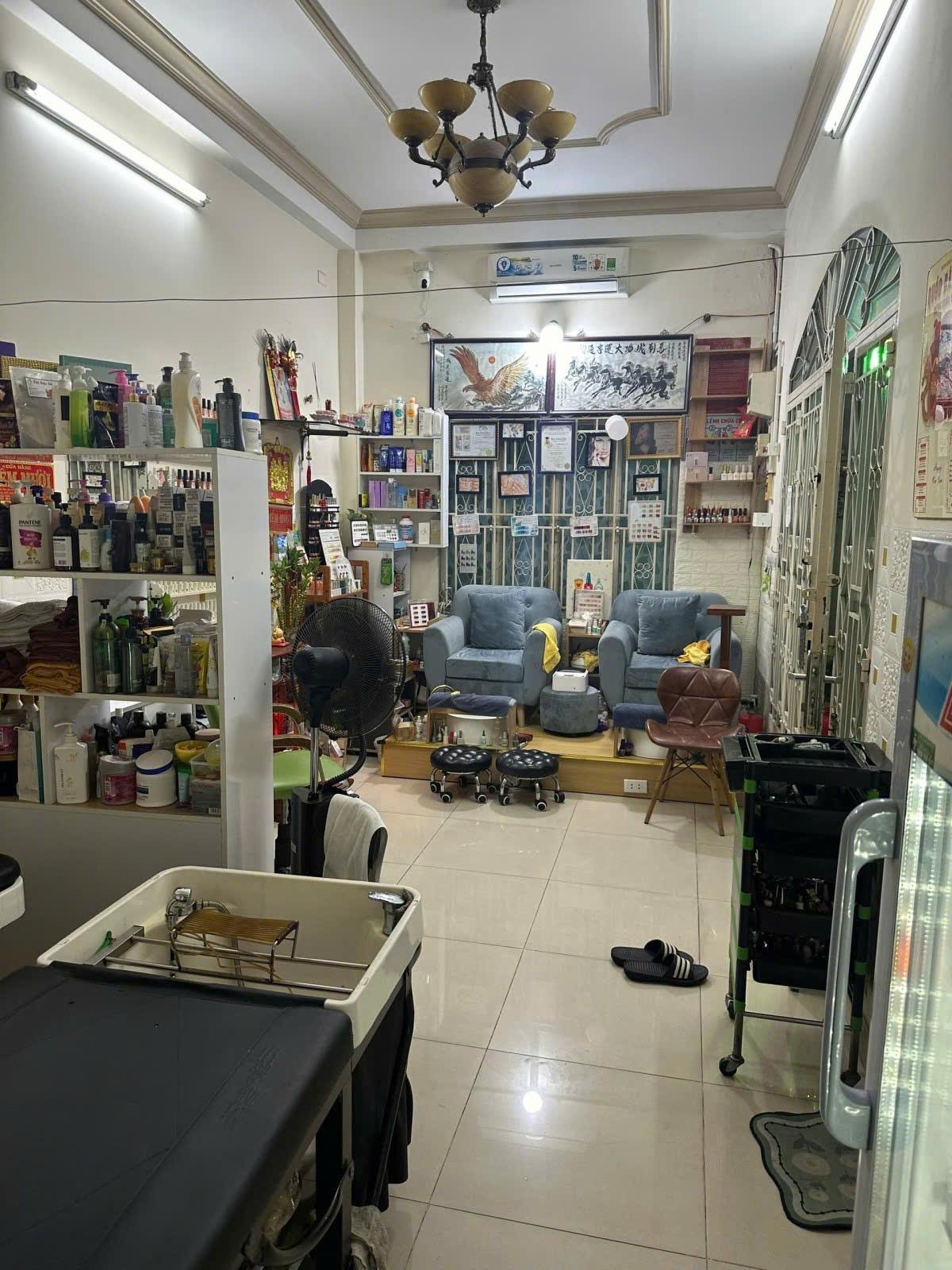 🏡 SIÊU PHẨM QUẬN 5-Căn Góc 2 MT HXH 6m thông- Trần Hưng Đạo CN 35m2 HĐT.18Tr/Th-10 Tỷ Hơn
