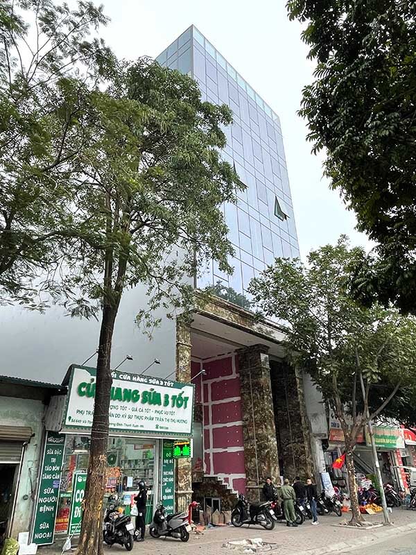 Bán Tòa Văn Phòng 10 Tầng Mặt Phố Vũ Tông Phan.Vị Trí Đắc Địa.DT 241m2.MT 10.5m. Giá 140 TỶ