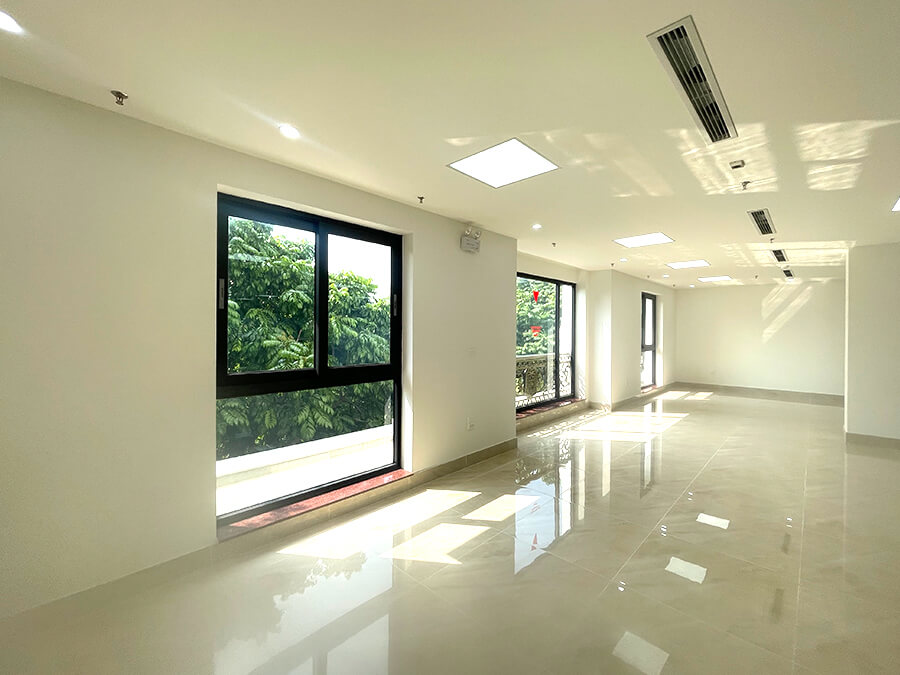 Bán Tòa Văn Phòng 10 Tầng Mặt Hồ Ba Mẫu,Đang cho thuê 500tr/th. DT 390m2. MT 14m. Giá 250 TỶ