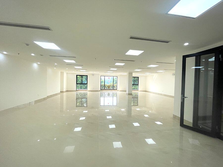 Bán Tòa Văn Phòng 10 Tầng Mặt Hồ Ba Mẫu,Đang cho thuê 500tr/th. DT 390m2. MT 14m. Giá 250 TỶ