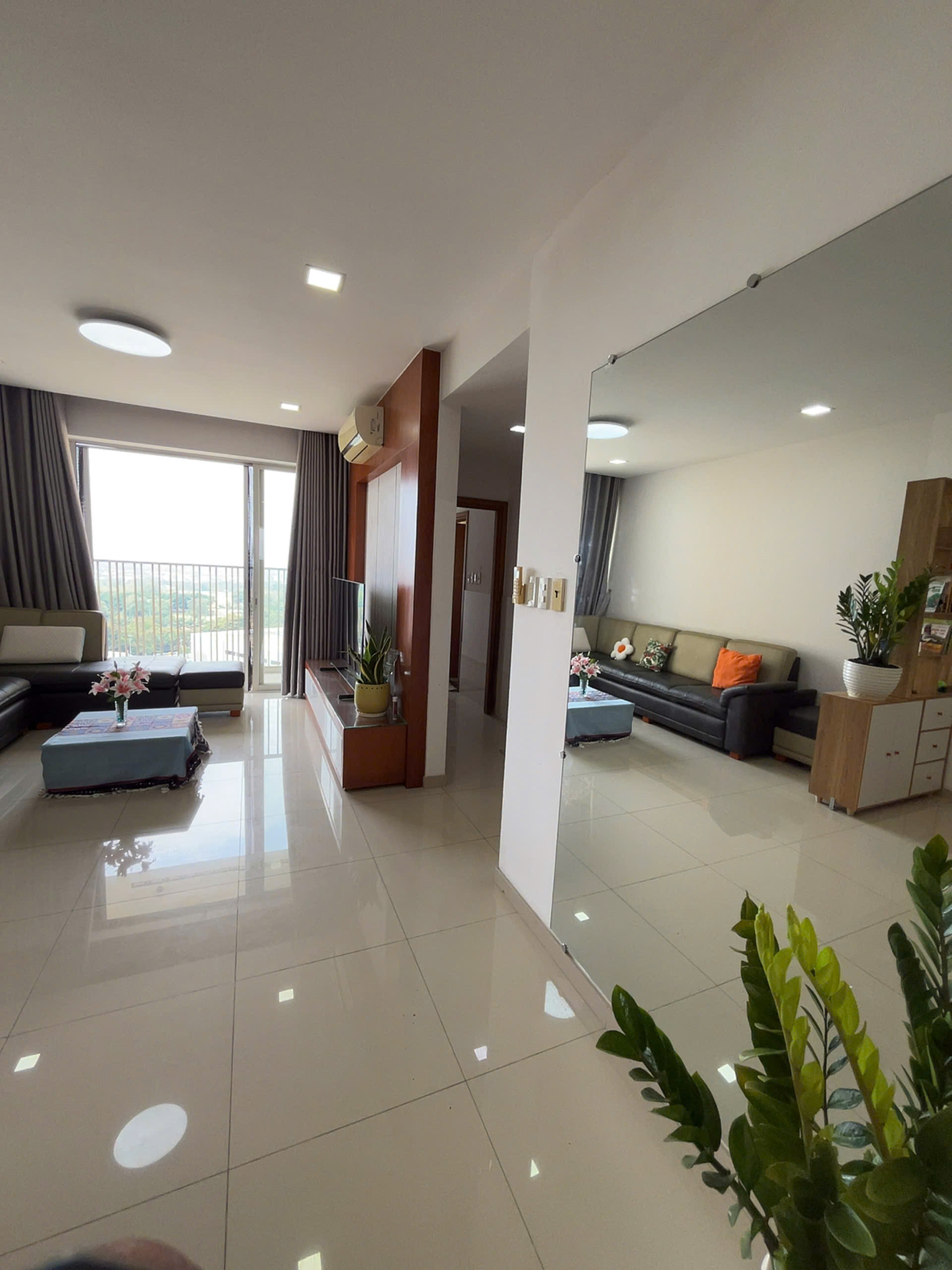 CHO THUÊ CĂN HỘ CANARY HEIGHTS SÁT AEON MALL CẠNH KCN VSIP 1 FULL NỘI THẤT GIÁ CẠNH TRANH 