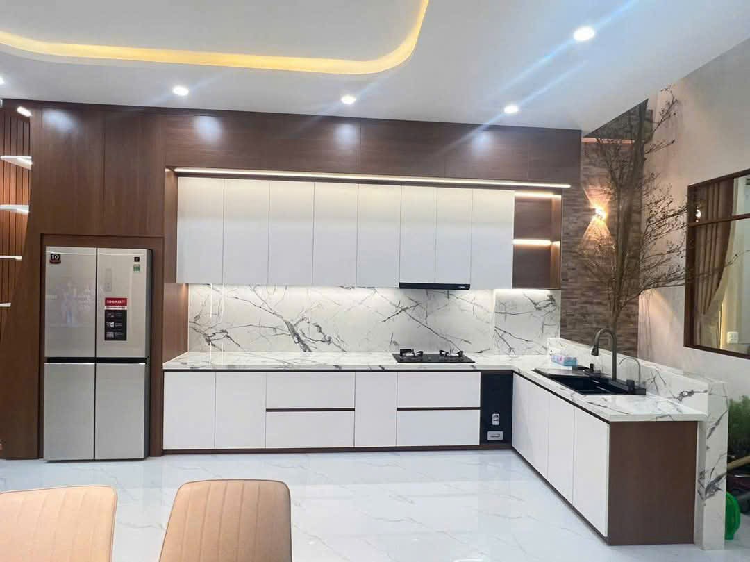 Siêu phẩm nhà đẹp mặt tiền gần cầu Rồng, Q.Hải Châu, TP. Đà Nẵng 