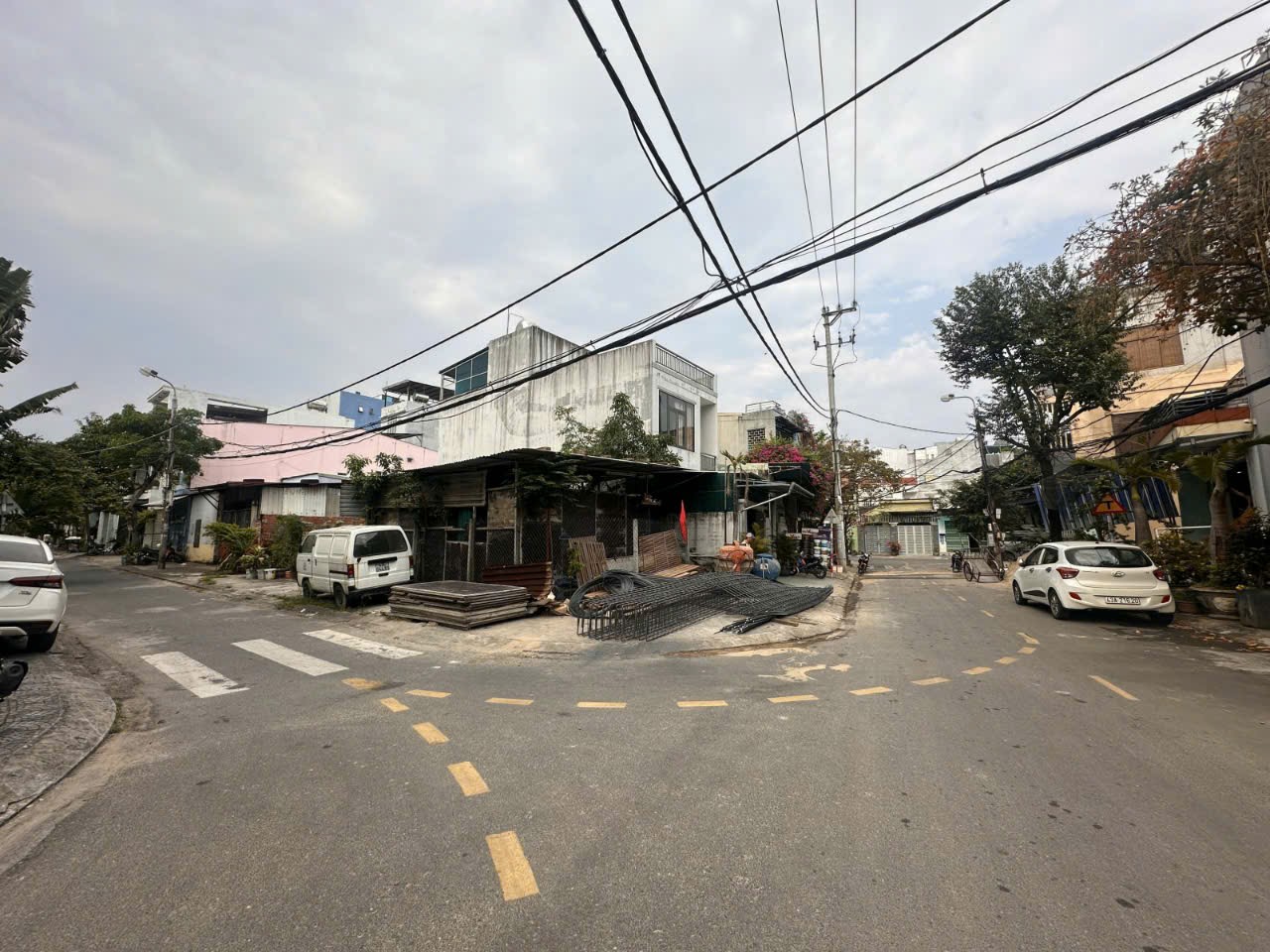 Sỡ hữu ngay lô đất 2 mặt tiền gần cầu vượt ngã ba Huế, TP. Đà Nẵng Sỡ hữu ngay lô đất 2 mặt tiền gần cầu vượt ngã ba Huế, TP. Đà Nẵng