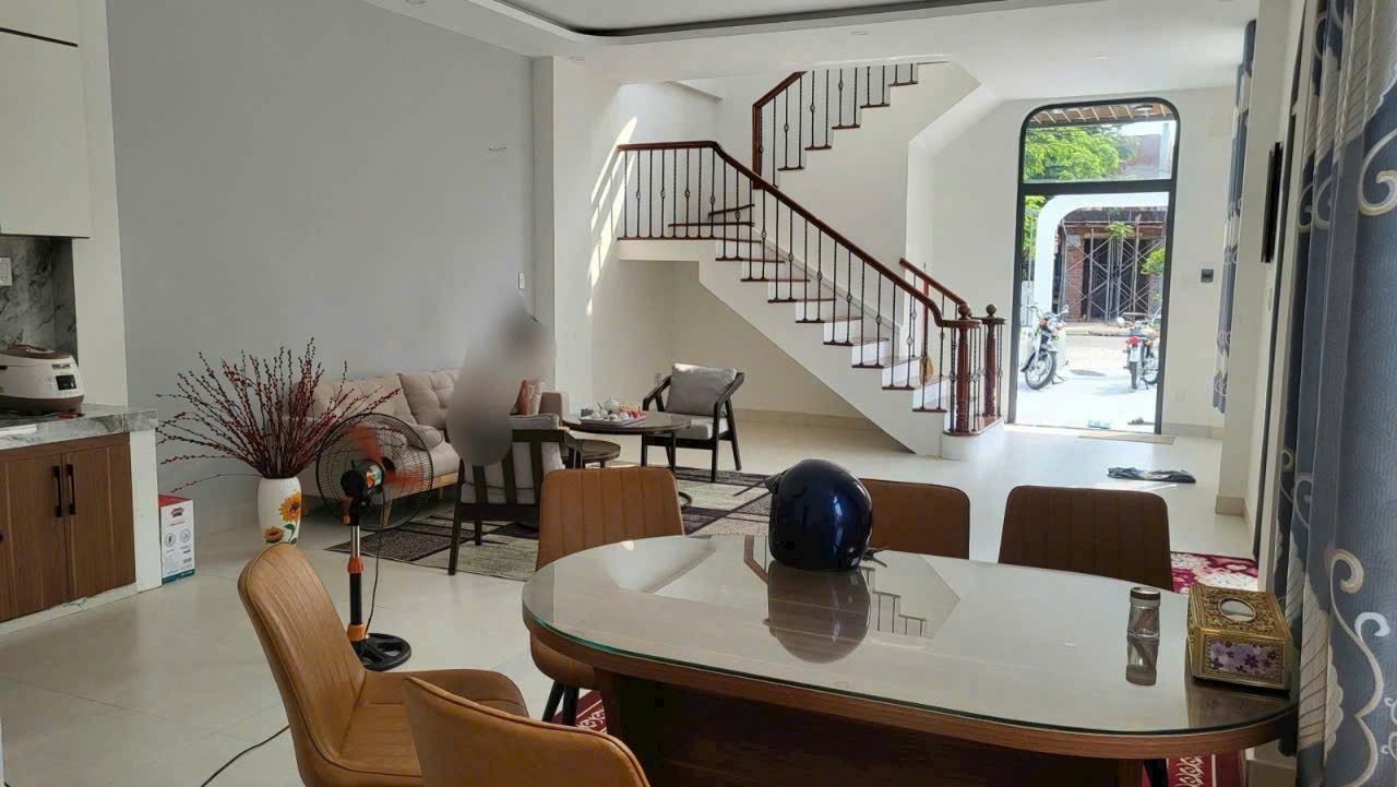 Sỡ hữu ngay nhà đẹp 2 mặt tiền sát đường Lê Đại Hành, Q.Cẩm Lệ, TP. Đà Nẵng Sỡ hữu ngay nhà đẹp 2 mặt tiền sát đường Lê Đại Hành, Q.Cẩm Lệ, TP. Đà Nẵng