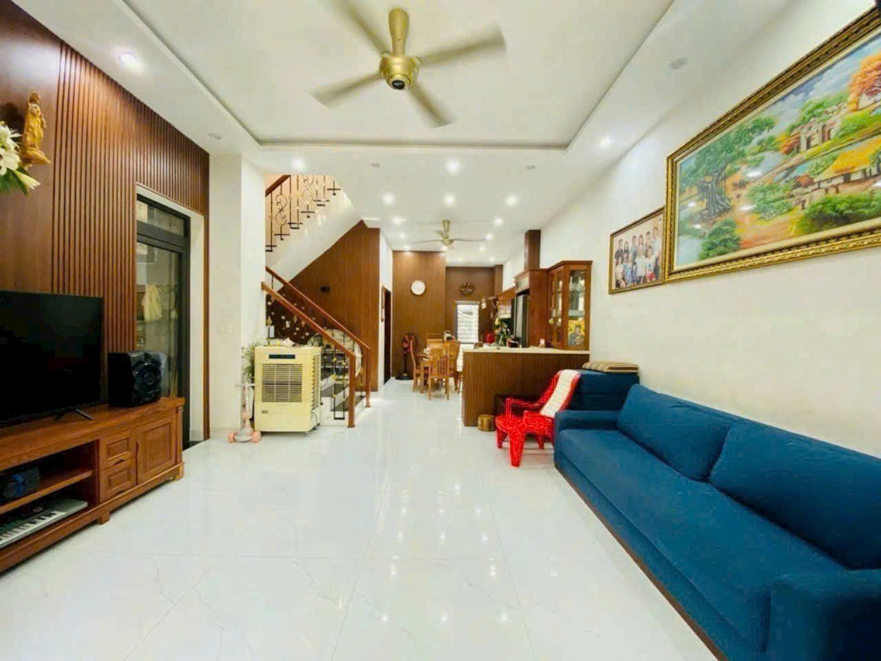 Mua ngay nhà đẹp 3 tầng gần đường Đinh Tiên Hoàng, Q.Hải Châu, TP. Đà Nẵng Mua ngay nhà đẹp 3 tầng gần đường Đinh Tiên Hoàng, Q.Hải Châu, TP. Đà Nẵng