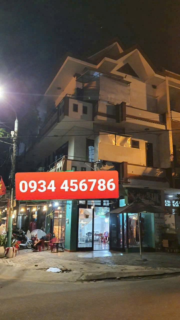 Bán căn biệt thự đang làm nhà trọ có doanh thu tốt hàng tháng Bán căn biệt thự đang làm nhà trọ có doanh thu tốt hàng tháng