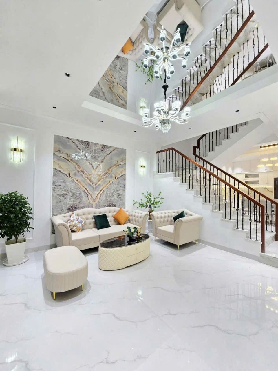 Siêu phẩm nhà đẹp 2 mặt tiền gần đường Lê Thanh Nghị, Q.Hải Châu, TP. Đà Nẵng Siêu phẩm nhà đẹp 2 mặt tiền gần đường Lê Thanh Nghị, Q.Hải Châu, TP. Đà Nẵng