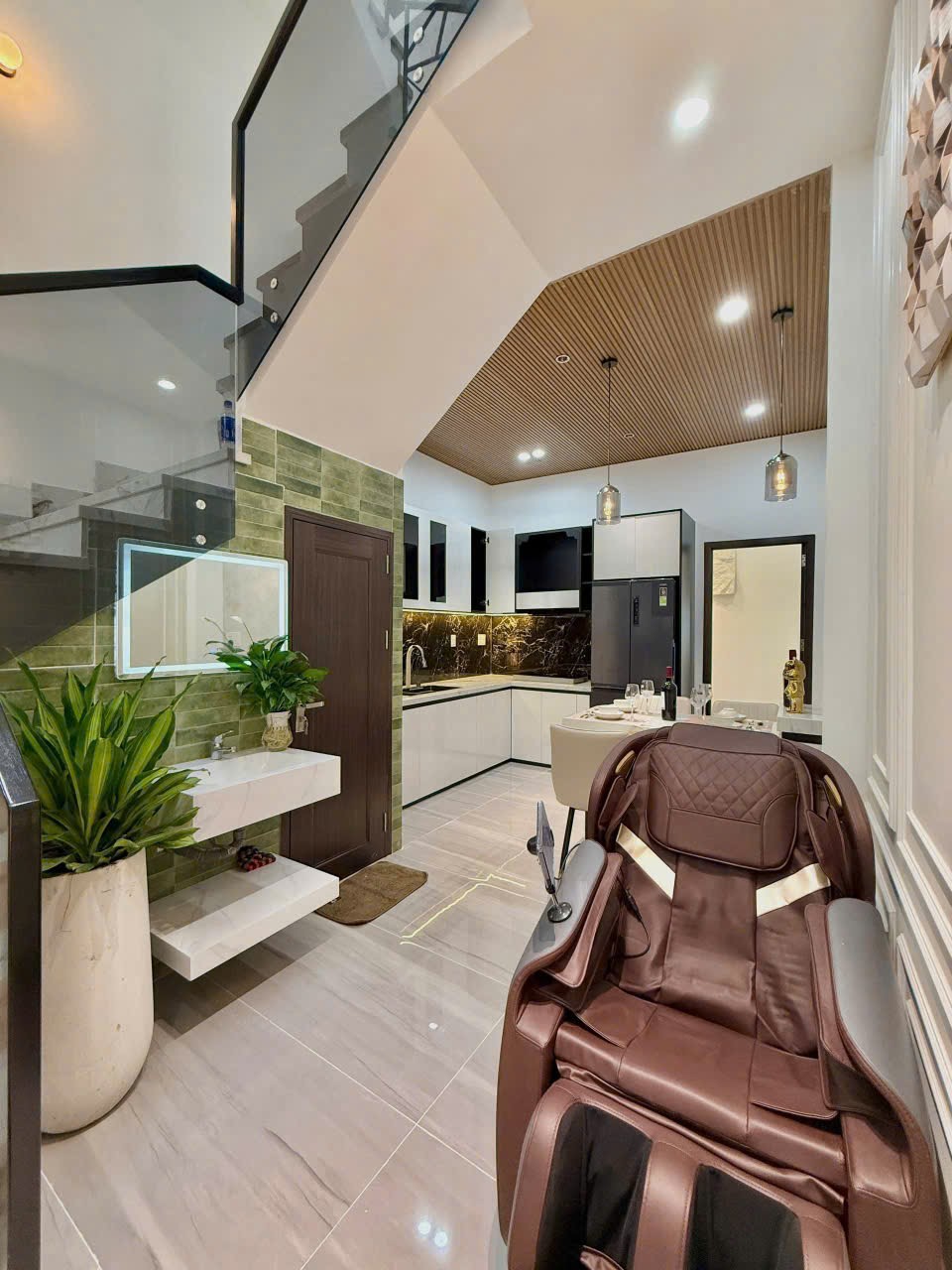 Siêu phẩm nhà đẹp gần đường Trưng Nữ Vương, Q.Hải Châu, TP. Đà Nẵng Siêu phẩm nhà đẹp gần đường Trưng Nữ Vương, Q.Hải Châu, TP. Đà Nẵng