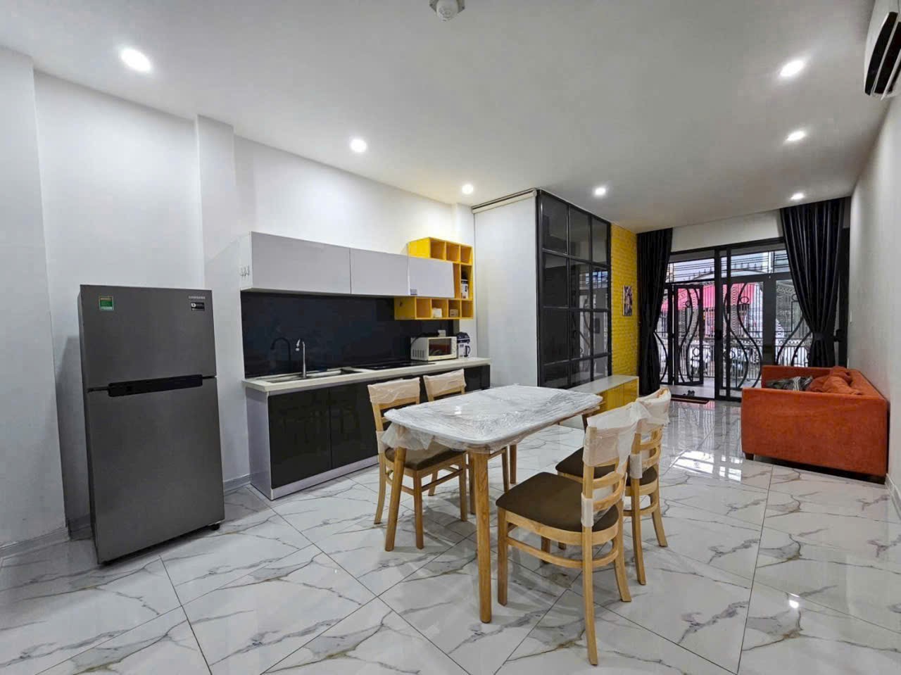 Bán toà nhà căn hộ Apartment gần sông Hàn, Q.Sơn Trà, TP. Đà Nẵng Bán toà nhà căn hộ Apartment gần sông Hàn, Q.Sơn Trà, TP. Đà Nẵng