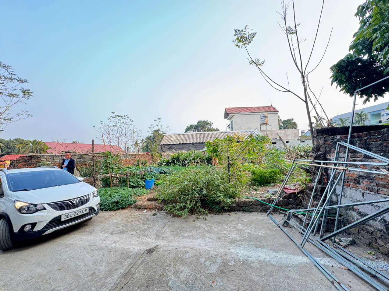 Bán đất xã Thuỷ Xuân Tiên, Chương Mỹ, HN. Oto vào đất. DT 270m, giá 1,95 tỷ. Chia 2 lô đẹp. Bán đất xã Thuỷ Xuân Tiên, Chương Mỹ, HN. Oto vào đất. DT 270m, giá 1,95 tỷ. Chia 2 lô đẹp.