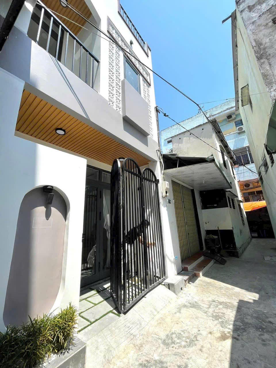 CHO THUÊ NHÀ ĐẸP 3PN KIỆT ÔNG ÍCH KHIÊM GIÁ CHỈ 10TRRRR