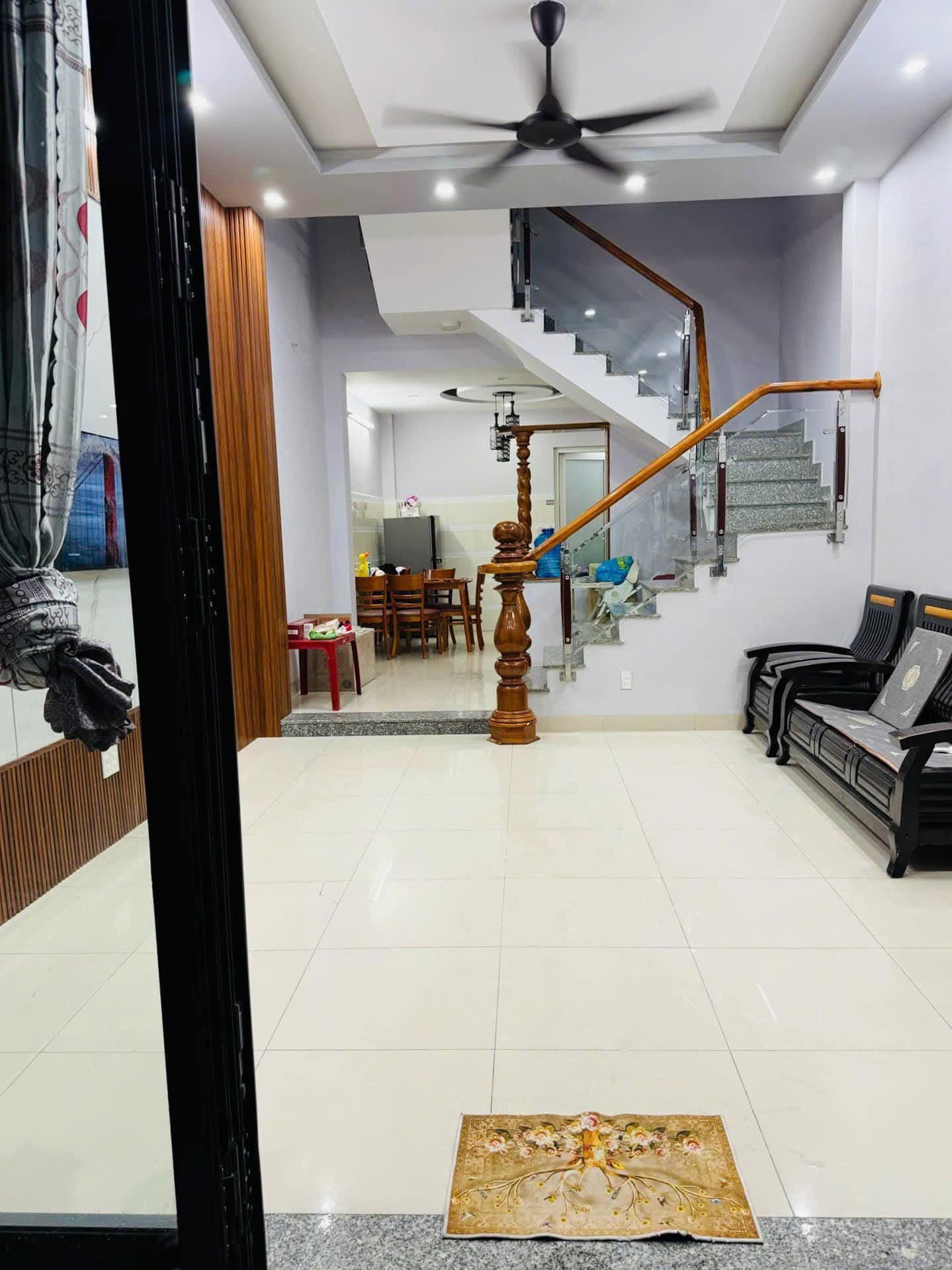 CHO THUÊ NHÀ 3 TẦNG KIỆT ĐƯỜNG TÔ HIẾN THÀNH SƠN TRÀ ĐÀ NẴNG 4PN GIÁ 12 TRIỆU CHO THUÊ NHÀ 3 TẦNG KIỆT ĐƯỜNG TÔ HIẾN THÀNH SƠN TRÀ ĐÀ NẴNG 4PN GIÁ 12 TRIỆU