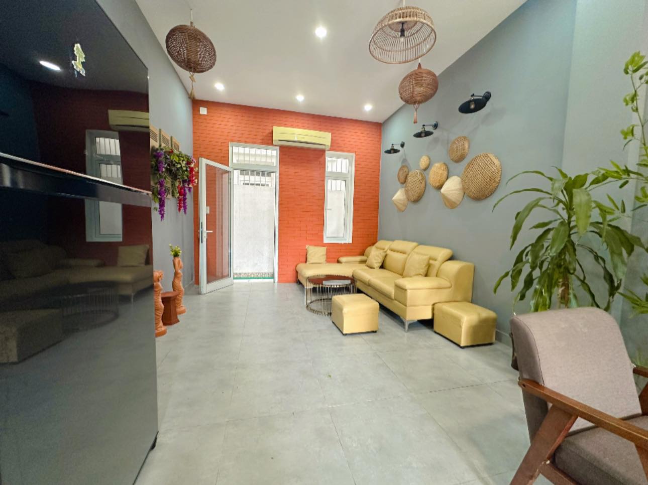 CHO THUÊ BIỆT THỰ PHÚ GIA COMPOUD 4PN GIÁ 22 TRIỆU CHO THUÊ BIỆT THỰ PHÚ GIA COMPOUD 4PN GIÁ 22 TRIỆU