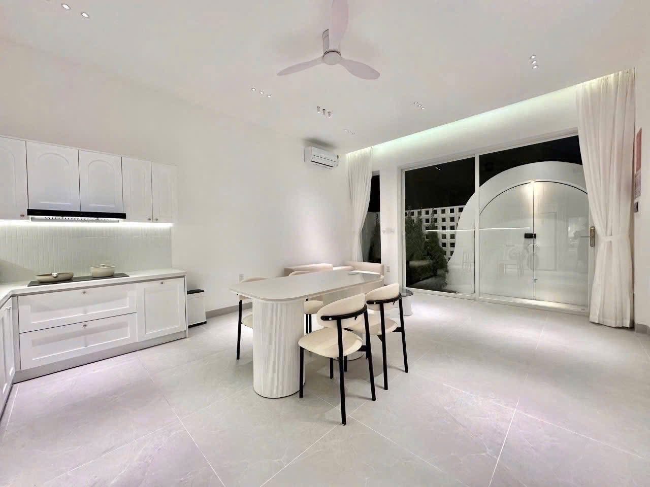 CHO THUÊ VILLA HỒ BƠI MINI NAM VIỆT Á NGŨ HÀNH SƠN GIÁ 30TR 2PN 