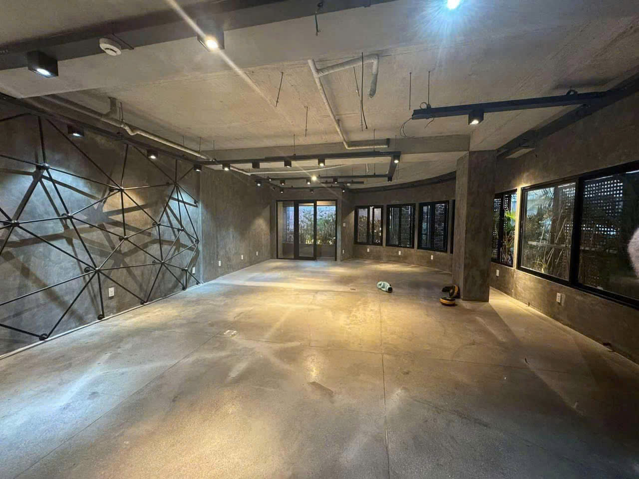 CHO THUÊ MẶT BẰNG TẦNG 3 ĐƯỜNG CHÂU THỊ VĨNH TẾ 140M2 GIÁ 20 TRIỆU CHO THUÊ MẶT BẰNG TẦNG 3 ĐƯỜNG CHÂU THỊ VĨNH TẾ 140M2 GIÁ 20 TRIỆU