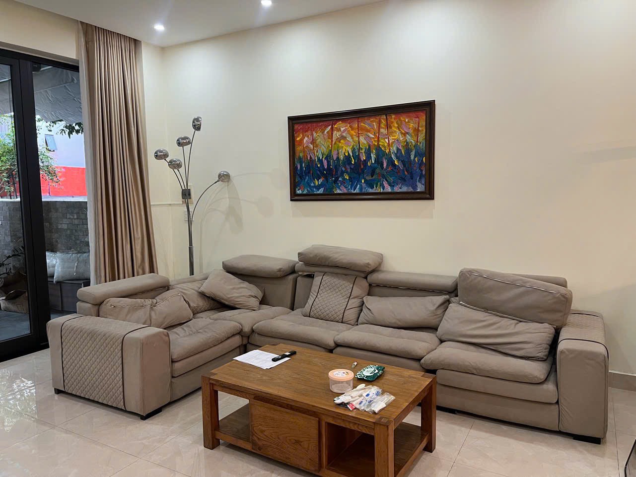 CHO THUÊ BIỆT THỰ EURO VILLA 1 ĐÀ NẴNG VỊ TRÍ ĐẮC ĐỊA 4PN 30 TRIỆU LIÊN HỆ 0909758111 CHO THUÊ BIỆT THỰ EURO VILLA 1 ĐÀ NẴNG VỊ TRÍ ĐẮC ĐỊA 4PN 30 TRIỆU LIÊN HỆ 0909758111