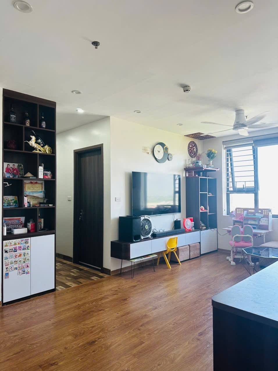 Chung cư Bạch Đằng hoàn thiện Full nội thất cần bán giá tốt Chung cư Bạch Đằng hoàn thiện Full nội thất cần bán giá tốt