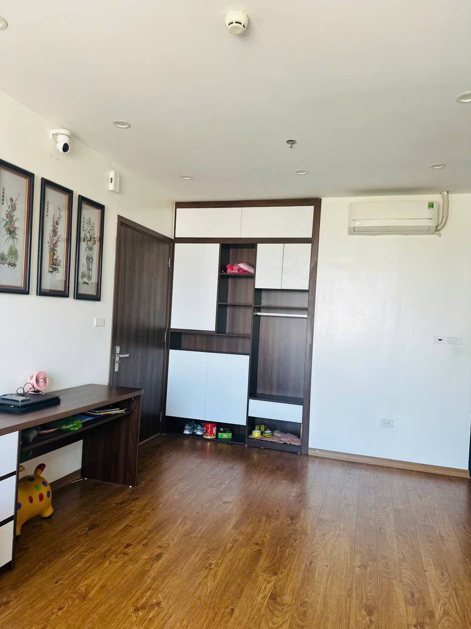 Chung cư giá rẻ tại Hải Dương cần bán cắt lỗ chỉ nhỉnh 1,5 tỷ. Chung cư giá rẻ tại Hải Dương cần bán cắt lỗ chỉ nhỉnh 1,5 tỷ.