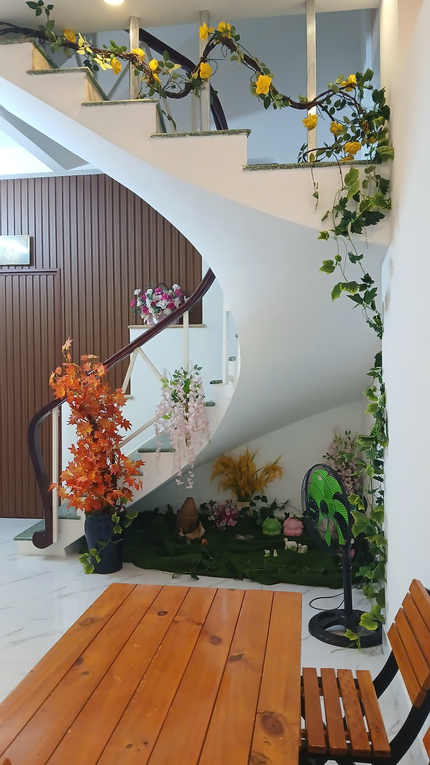 BÁN NHÀ QUẬN 7, ĐƯỜNG SỐ 19, PHƯỜNG TÂN QUY, 4 TẦNG, THU NHẬP 20TR/TH