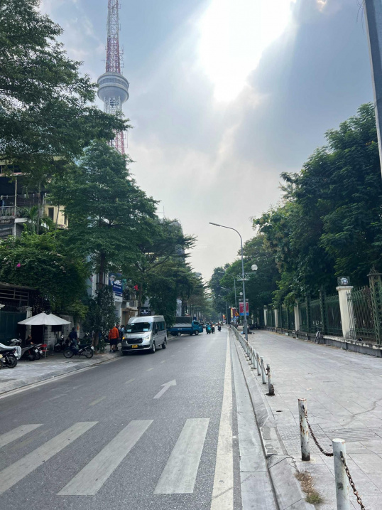 Bán Building mặt phố Nguyễn Đình Chiểu, 185m2 MT 7.5m, hiệu suất ổn định, giá rất tốt