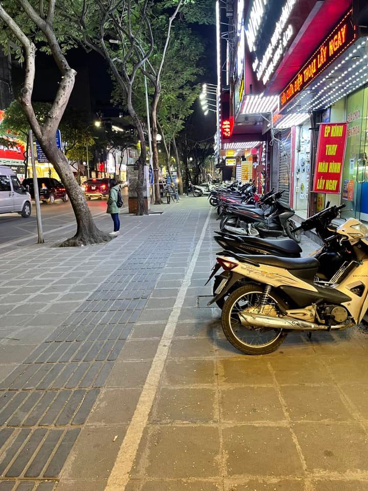 Bán nhà mặt phố Huỳnh Thúc Kháng, 66m2 kinh doanh mạnh, phân khúc hiếm

