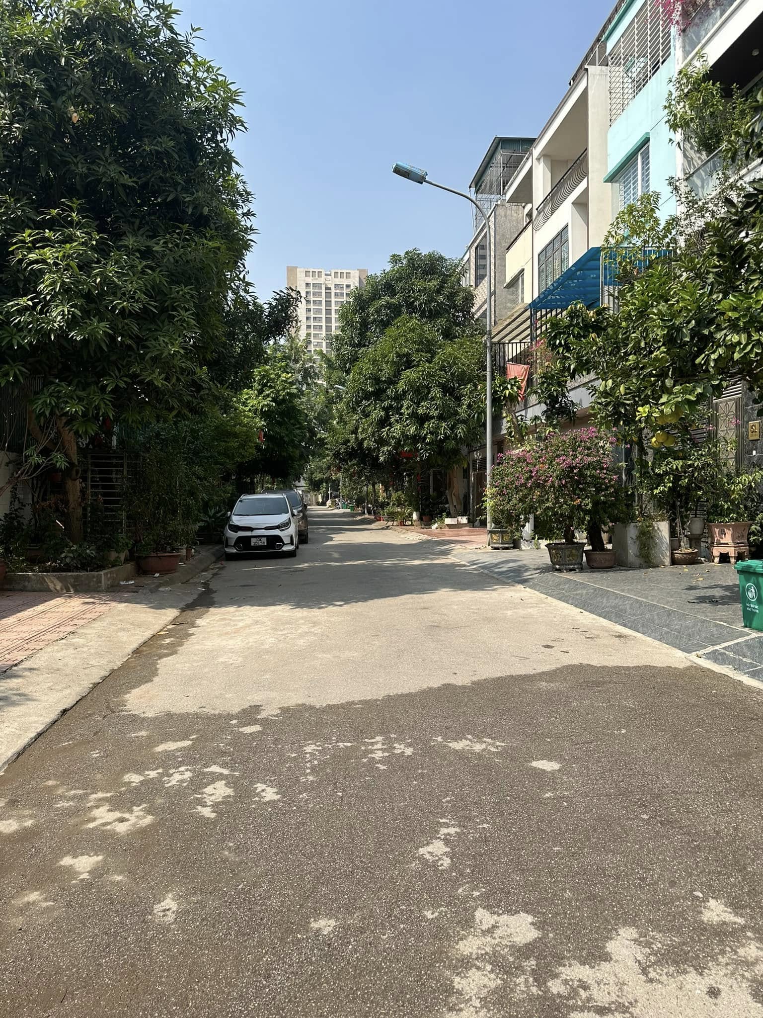 BÁN BIỆT THỰ VIP TÔN THẤT THUYẾT , 180M, MT 12M FULL GỖ TỰ NHIÊN, KHU VỰC ĐẲNG CẤP BÁN BIỆT THỰ VIP TÔN THẤT THUYẾT , 180M, MT 12M FULL GỖ TỰ NHIÊN, KHU VỰC ĐẲNG CẤP