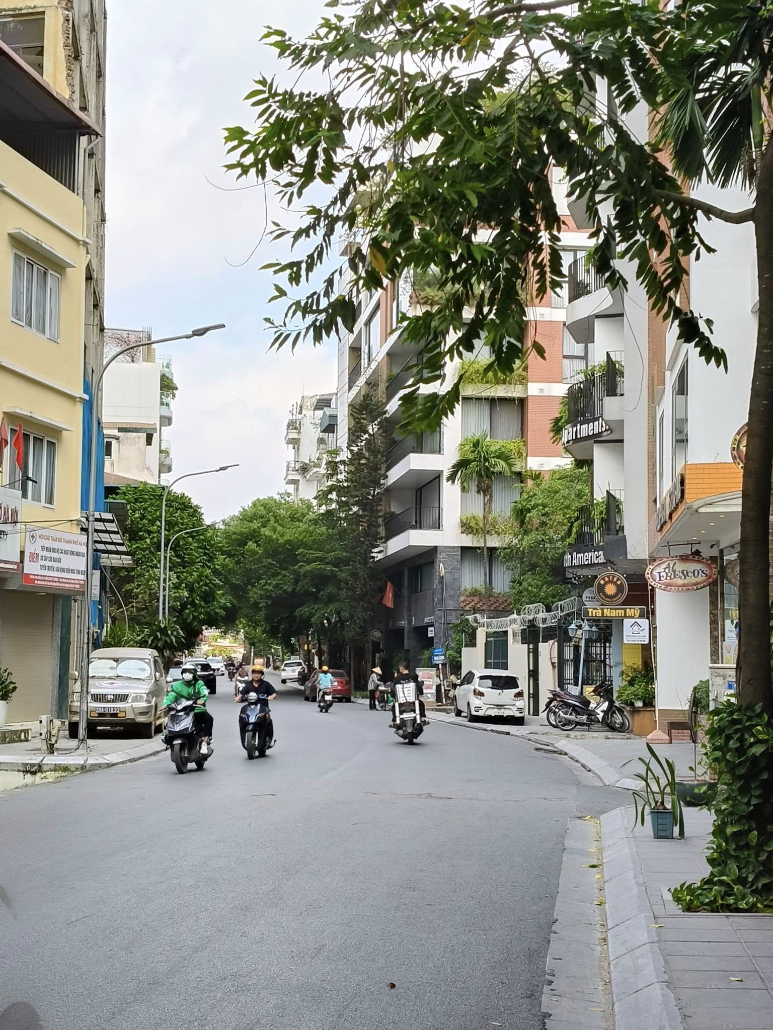 Bán nhà mặt phố đẹp nhất Tô Ngọc Vân, 120m, MT 6.5m, giá tốt Bán nhà mặt phố đẹp nhất Tô Ngọc Vân, 120m, MT 6.5m, giá tốt