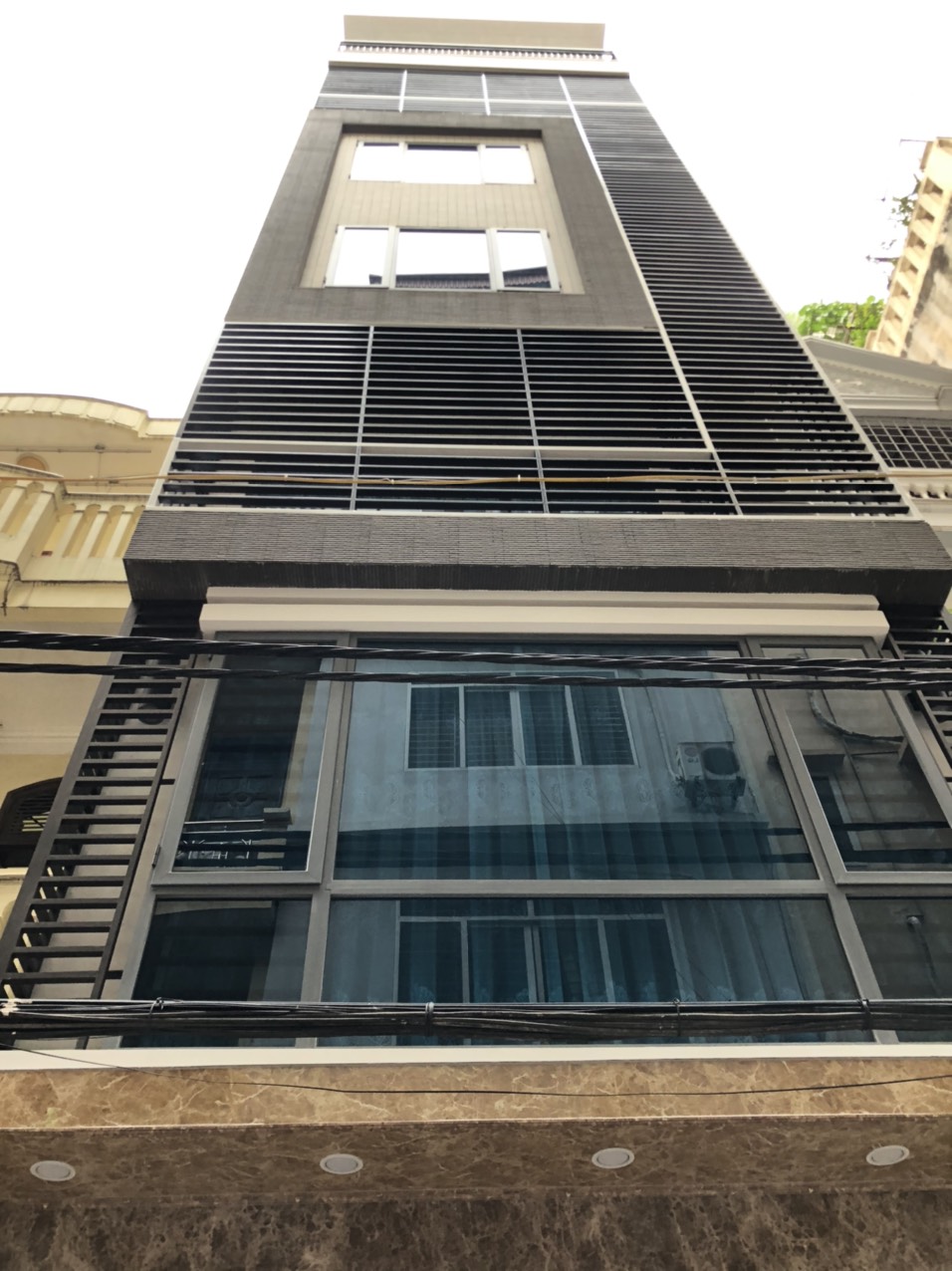 Bán tòa văn phòng KĐT Trung Yên, 120m2 7 tầng thang máy, đường hè rộng, KD tuyệt đỉnh Bán tòa văn phòng KĐT Trung Yên, 120m2 7 tầng thang máy, đường hè rộng, KD tuyệt đỉnh
