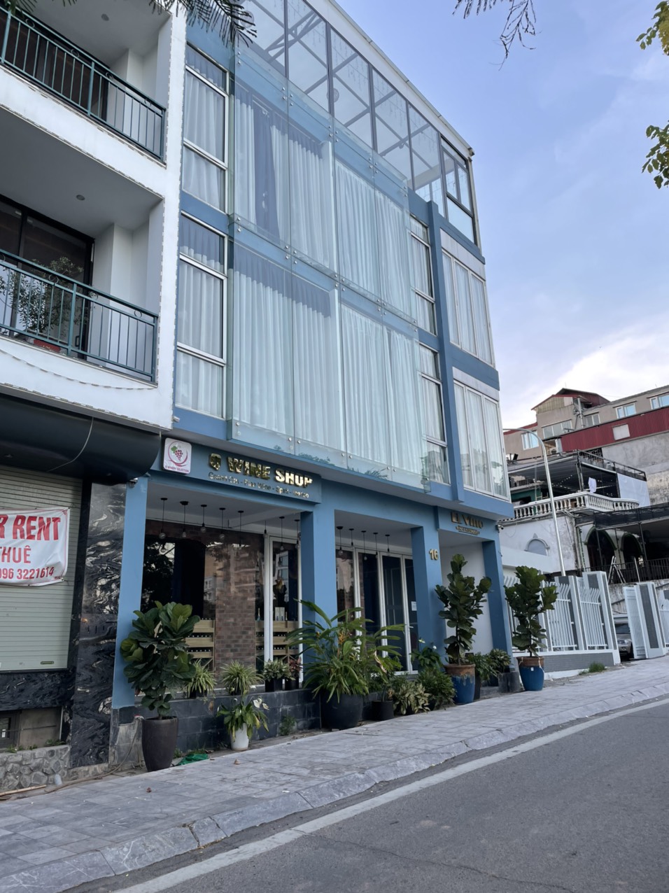 Bán nhà Mặt phố Âu Cơ LÔ GÓC thông thoáng, 500m2 sổ đỏ 1 chủ full thổ cư tuyệt đẹp