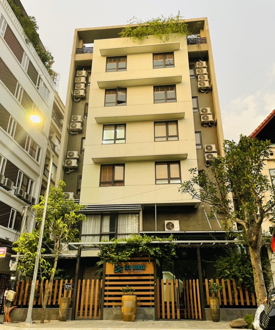 Bán nhà mặt phố đẹp nhất Tô Ngọc Vân, 120m, MT 6.5m, giá tốt Bán nhà mặt phố đẹp nhất Tô Ngọc Vân, 120m, MT 6.5m, giá tốt